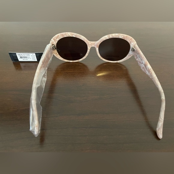 BCBGMAXAZRIA Overt Sunglasses in Blush Marble main image 4